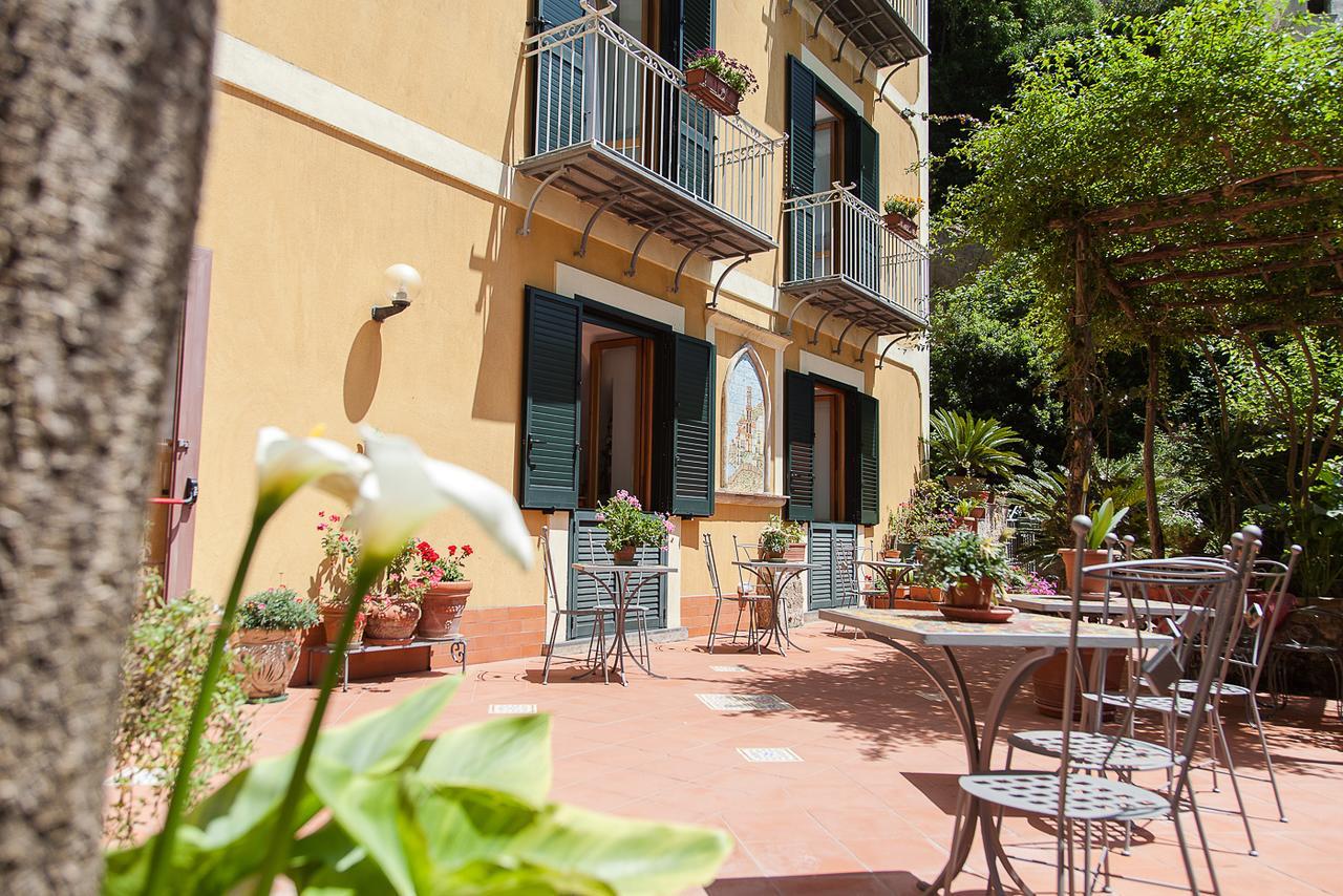 Hotel L'Argine Fiorito Atrani Exterior photo